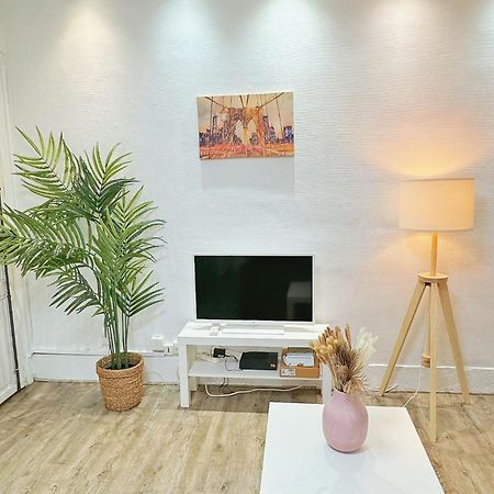 2 Minutes Metro Pasteur Paris 15Th Cosy Apartment Free Parking Экстерьер фото